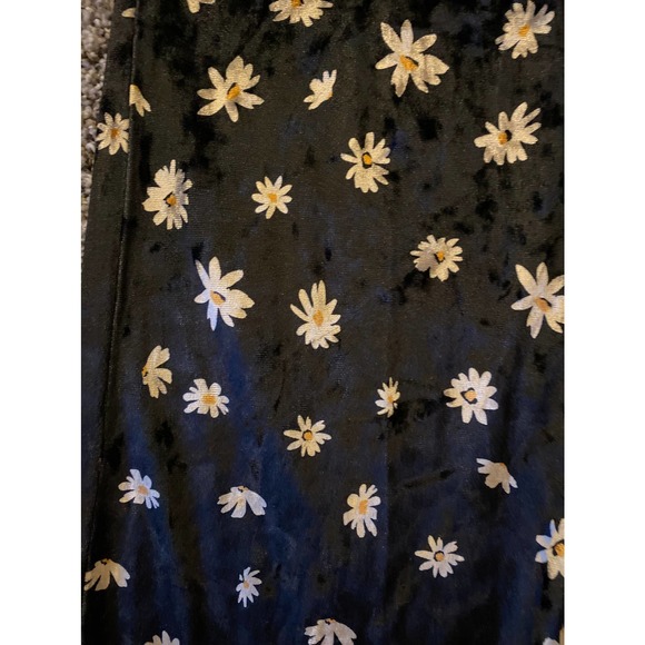 Elodie Velour Daisy Pull On Pants - S - Picture 2 of 5